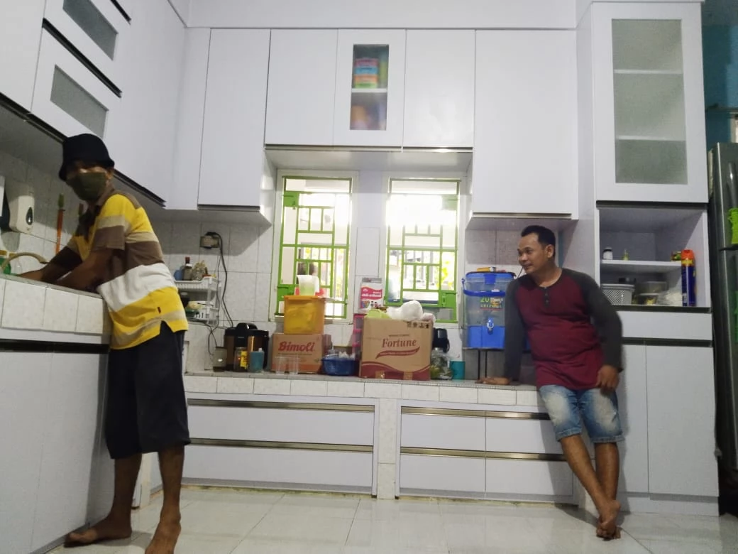 Jasa  Meja Kerja Kantoran Terdekat Di Pekanbaru