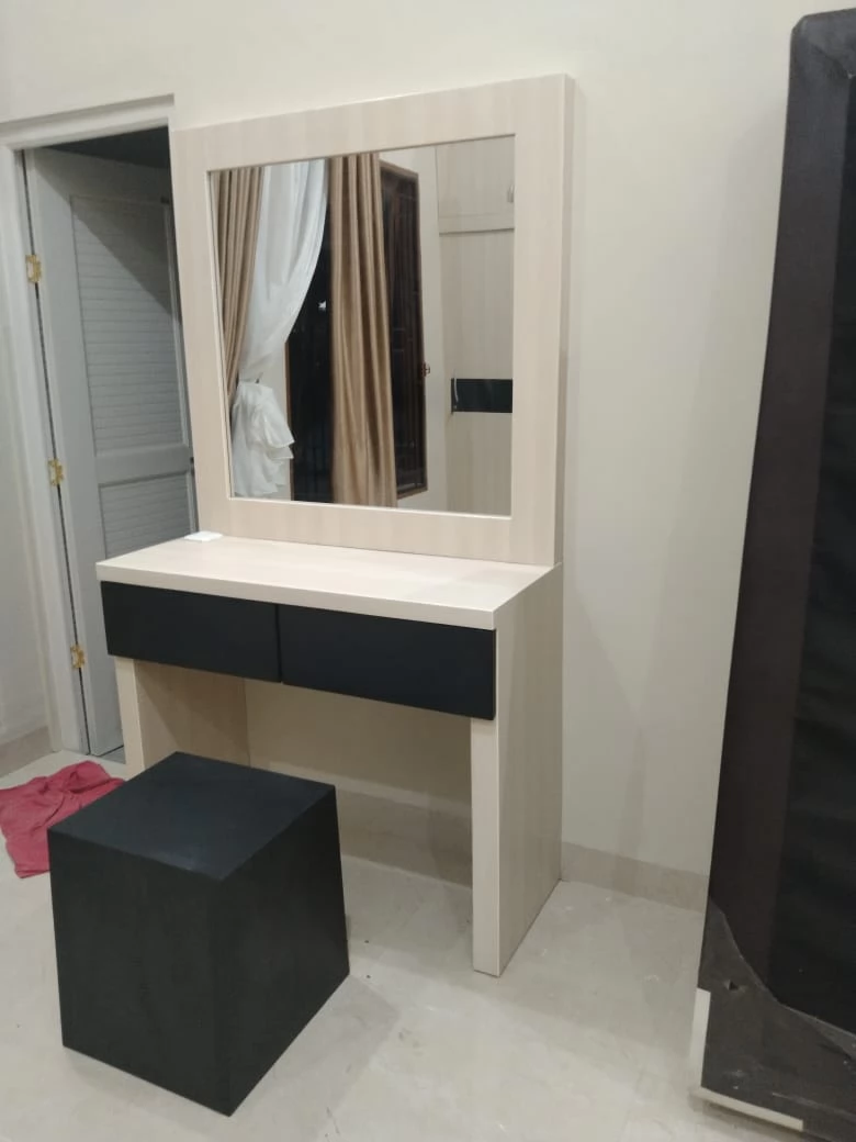 Jasa Meja Makan Terdekat Di Riau